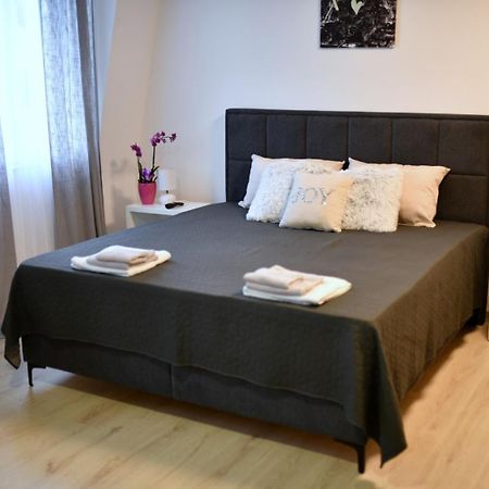 West In Apartments Cacak Exterior photo