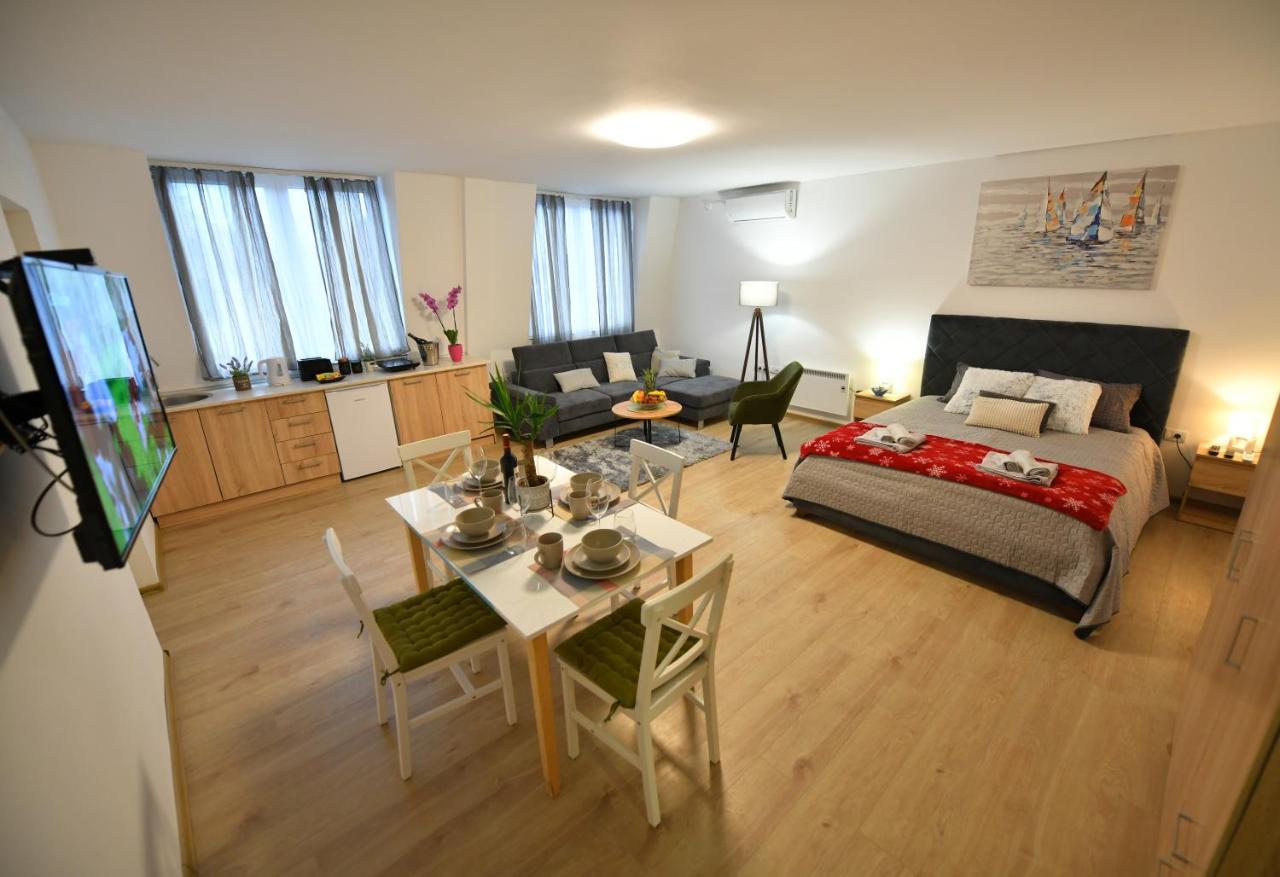 West In Apartments Cacak Exterior photo